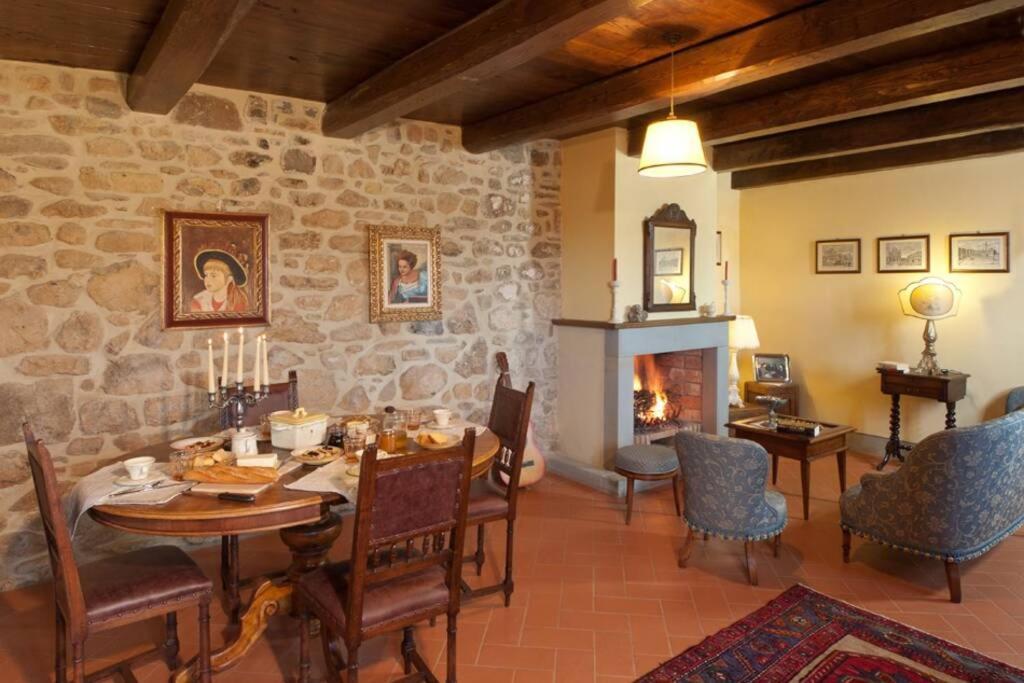 Villa Liz Tuscany, Private Pool, Hot Tub, Property Fenced, Pets Allowed Poppi Esterno foto