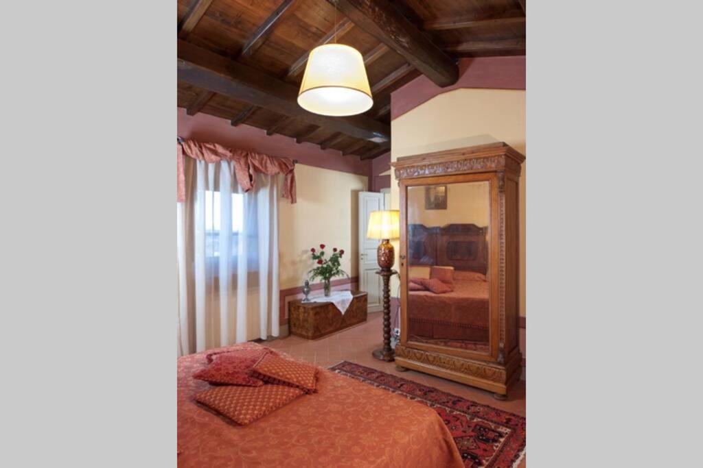 Villa Liz Tuscany, Private Pool, Hot Tub, Property Fenced, Pets Allowed Poppi Esterno foto