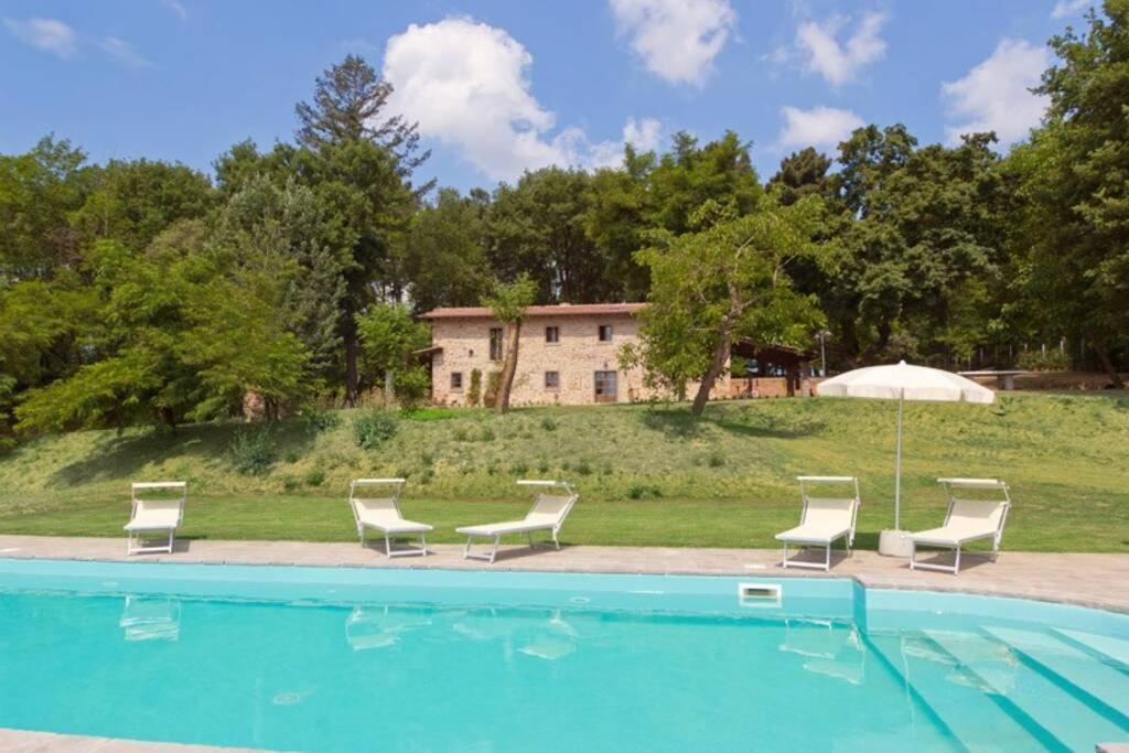 Villa Liz Tuscany, Private Pool, Hot Tub, Property Fenced, Pets Allowed Poppi Esterno foto