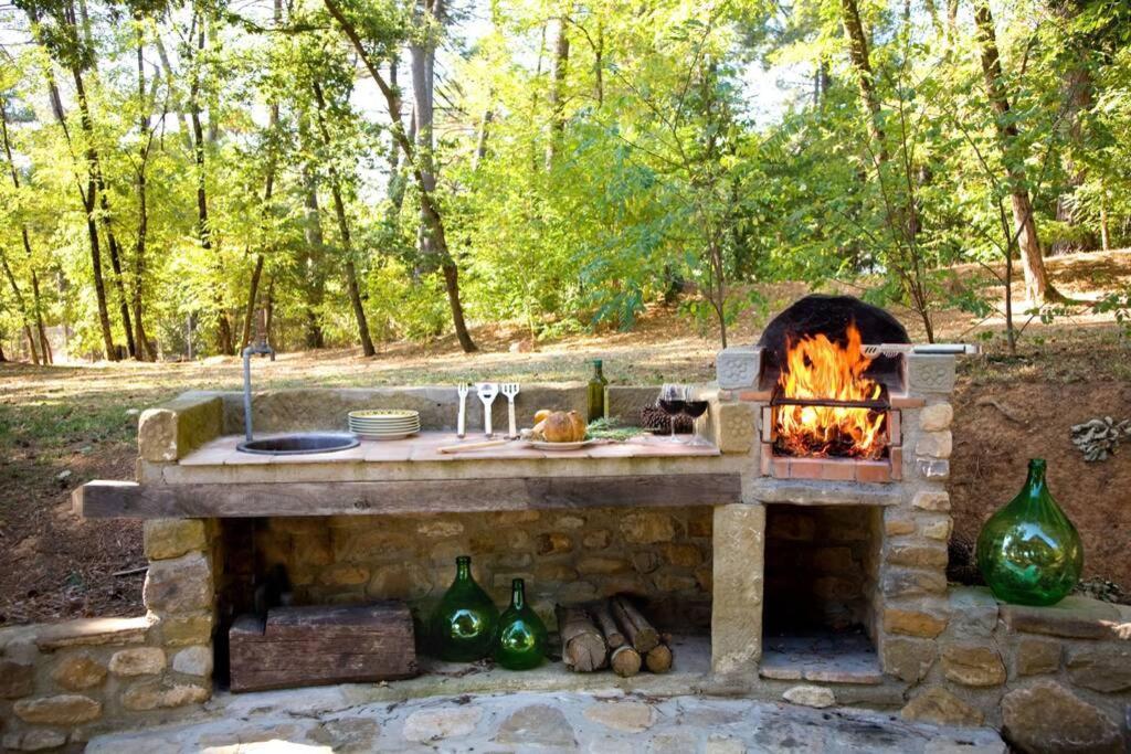 Villa Liz Tuscany, Private Pool, Hot Tub, Property Fenced, Pets Allowed Poppi Esterno foto