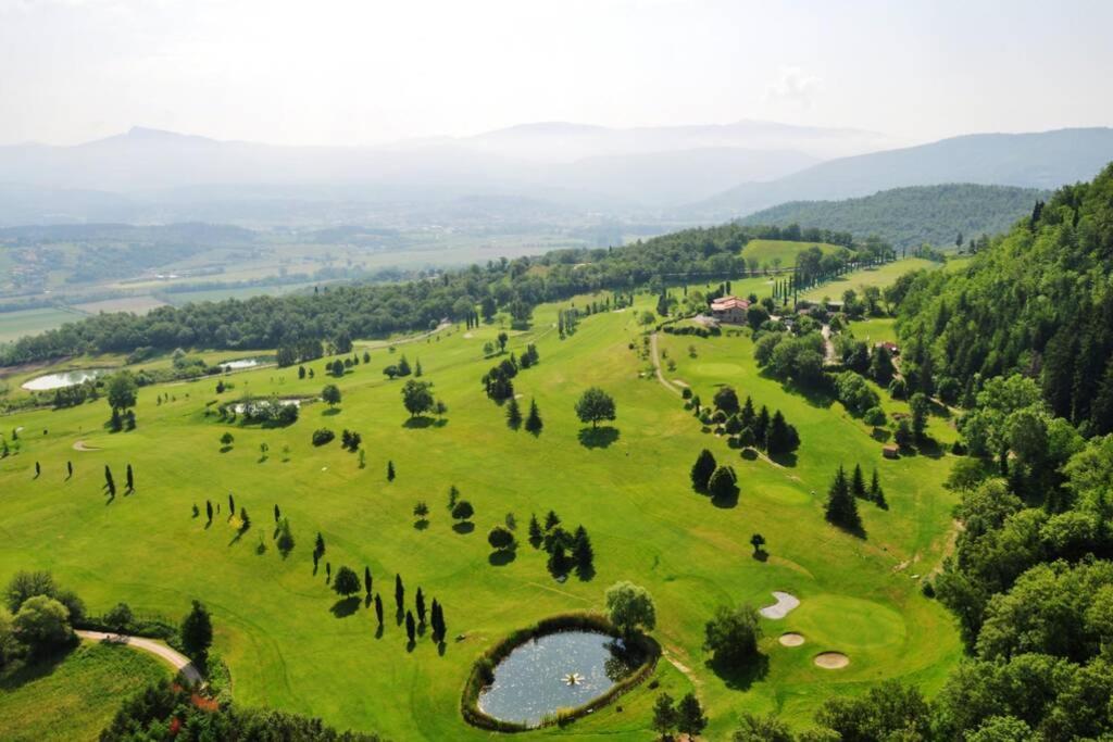 Villa Liz Tuscany, Private Pool, Hot Tub, Property Fenced, Pets Allowed Poppi Esterno foto