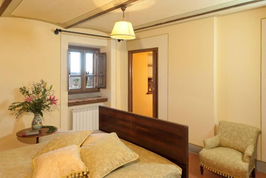 Villa Liz Tuscany, Private Pool, Hot Tub, Property Fenced, Pets Allowed Poppi Esterno foto